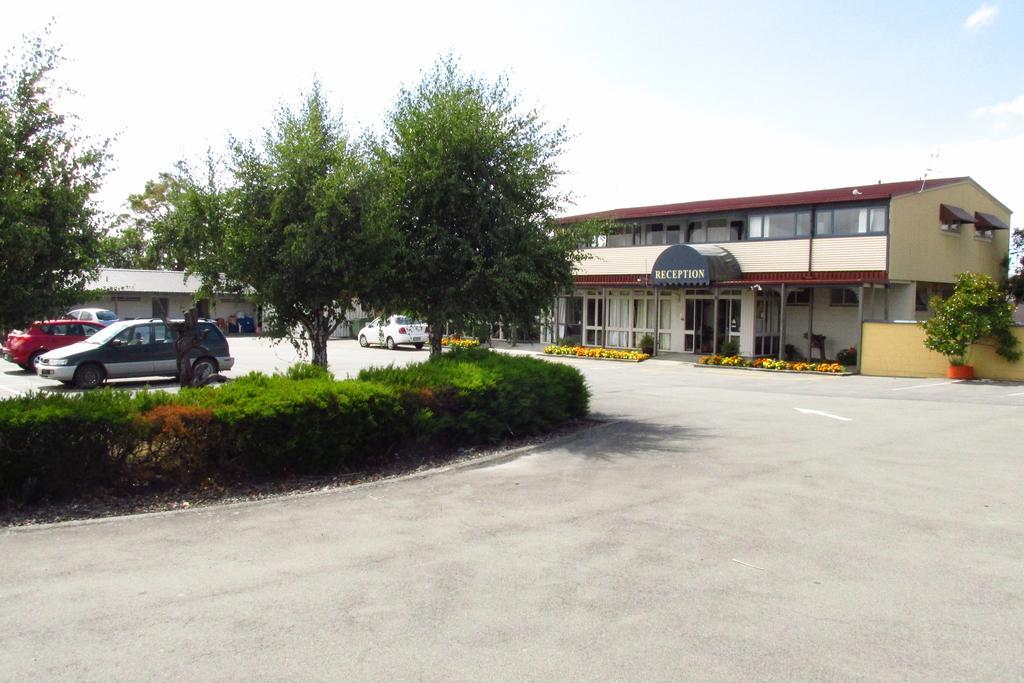 Blenheim Road Motor Lodge Christchurch Dış mekan fotoğraf